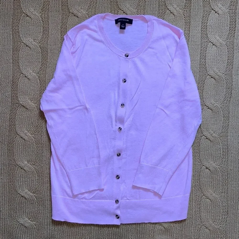 Ann Taylor pink cardigan‎